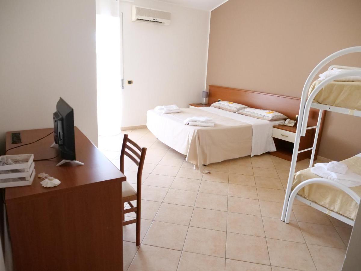 Grand Hostel Calabria Pietrapaola Экстерьер фото